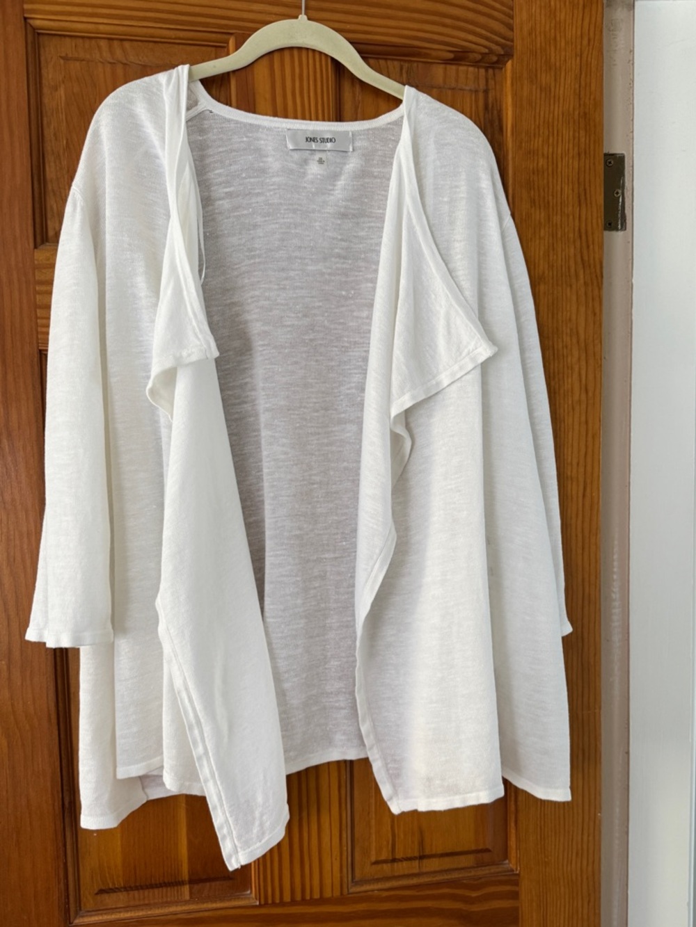 2X White Cardigan